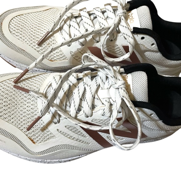 New Balance Women's Fresh Foam Gobi Athletic Shoes White Rose Gold Accent Sz 8.5 - Picture 4 of 11